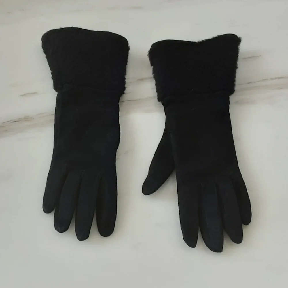 CASHMERE By BLOOMINGDALE'S Black Suede Wool Pile Cuffed Sz 6.5 - NWT Vtg